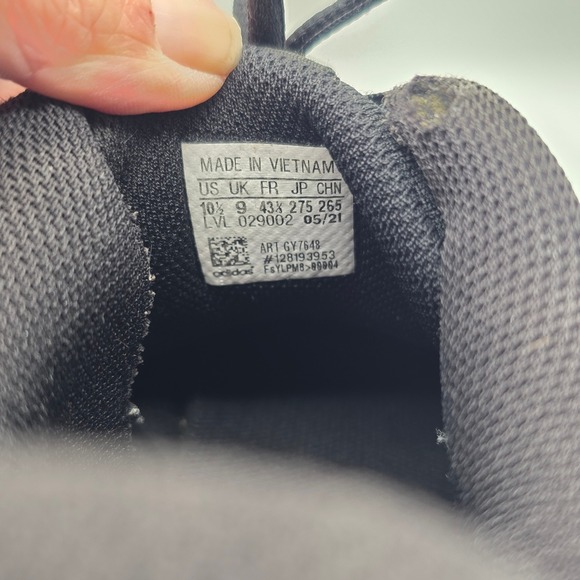 Adidas Men's GY7648 Black White Indoor Court Shoes Sneakers Size 10.5 - Picture 7 of 12